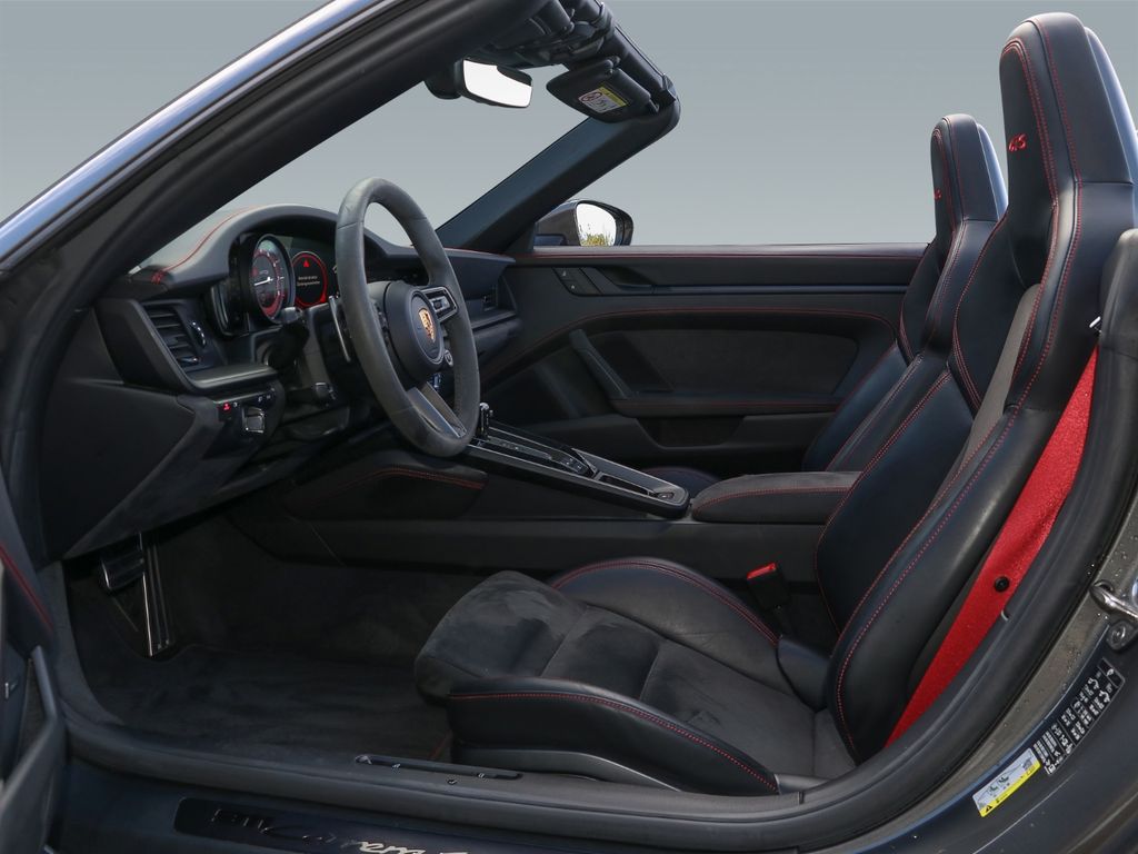 Porsche 992 2024