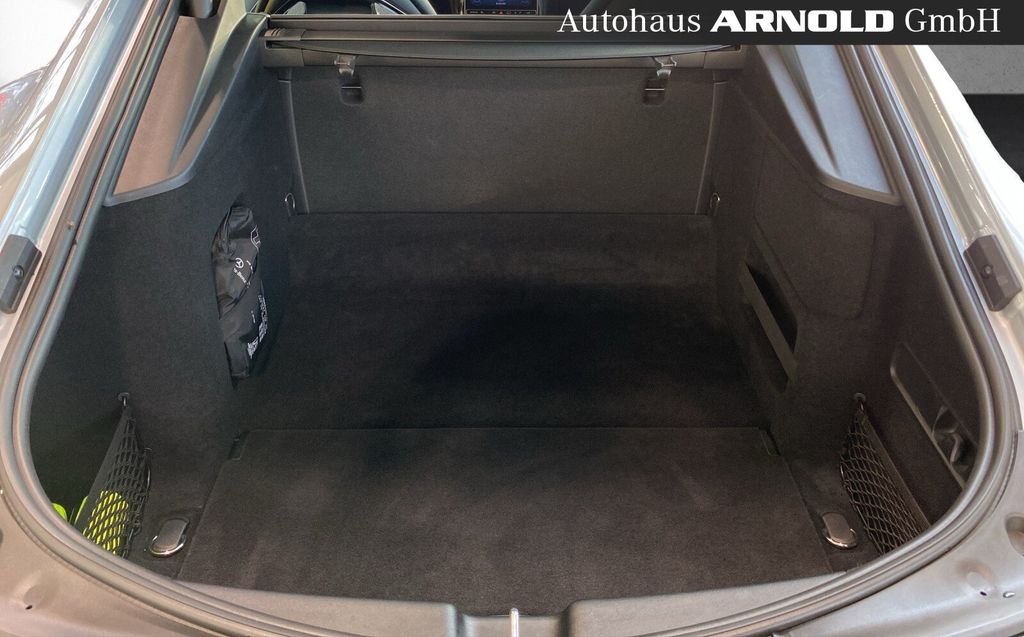 Mercedes-Benz AMG GT 2023