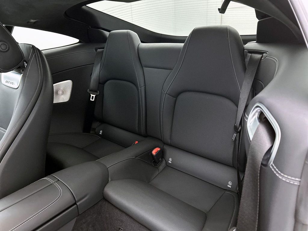 Mercedes-Benz AMG GT 2024