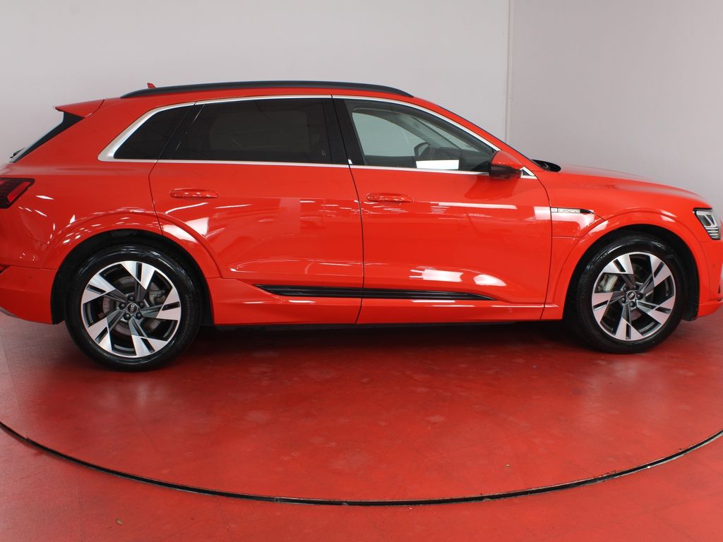 Audi e-tron 2021