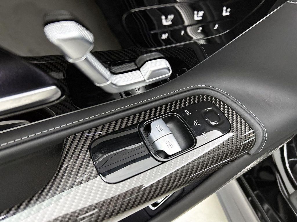 Mercedes-Benz AMG GT 2024