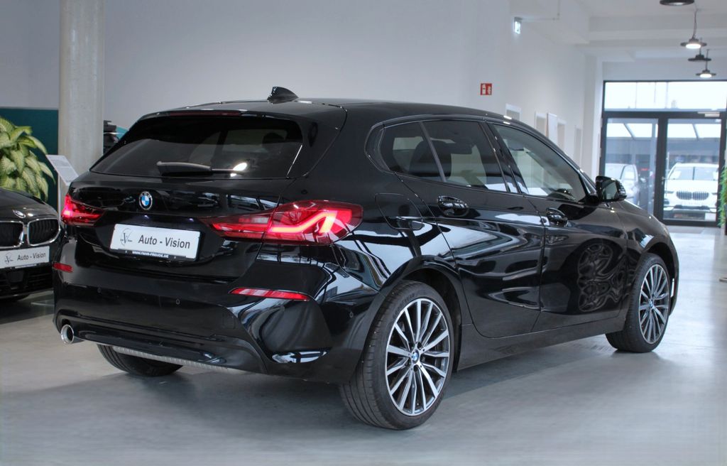 BMW 118 2021