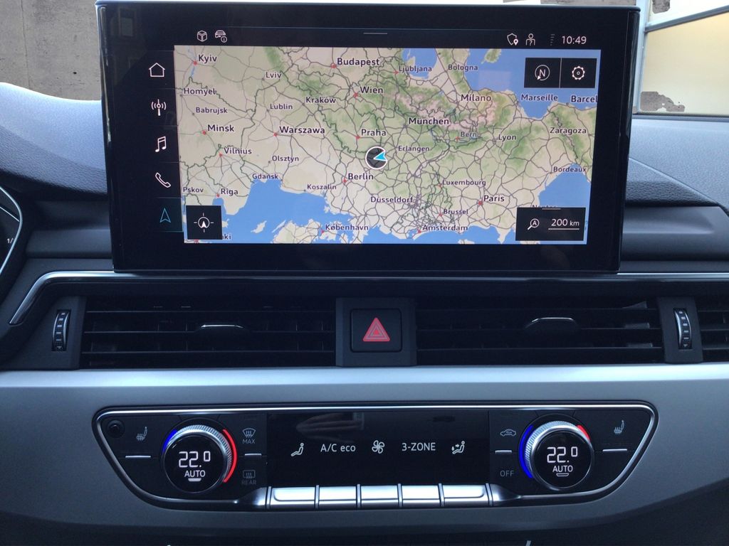 Audi A4 2024