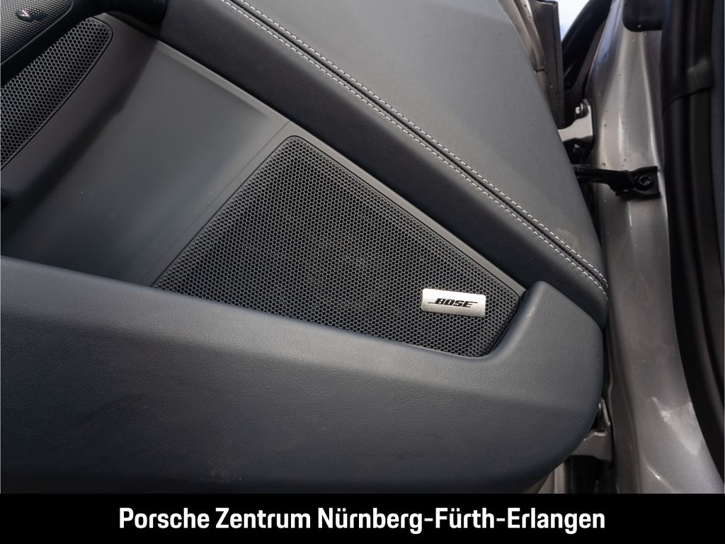 Porsche 992 2023