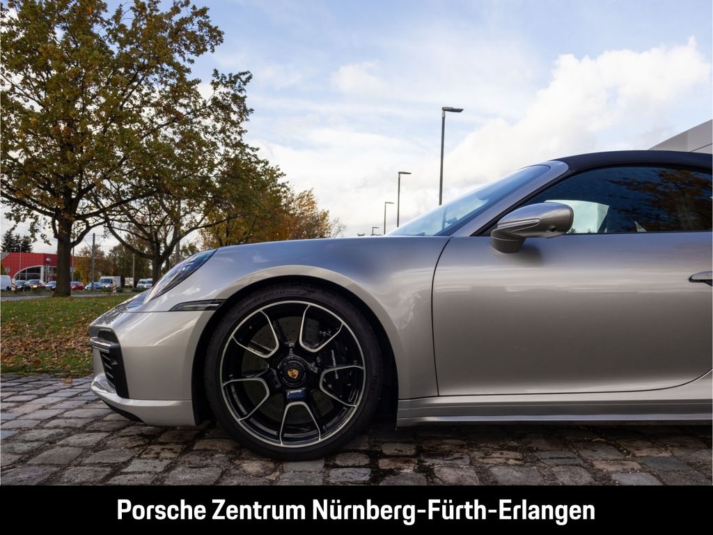 Porsche 992 2023