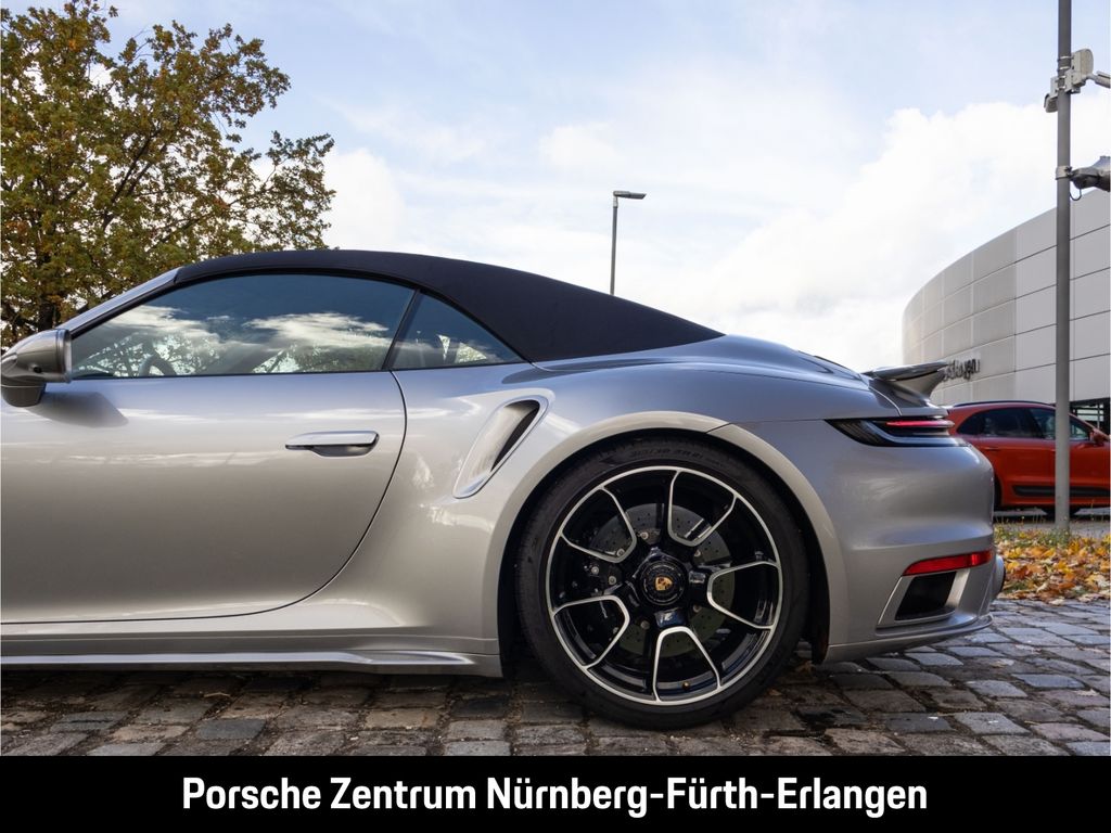 Porsche 992 2023