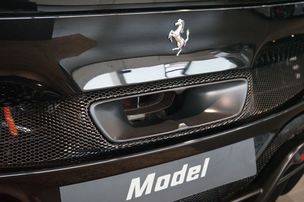 Ferrari 296 GTB 2023