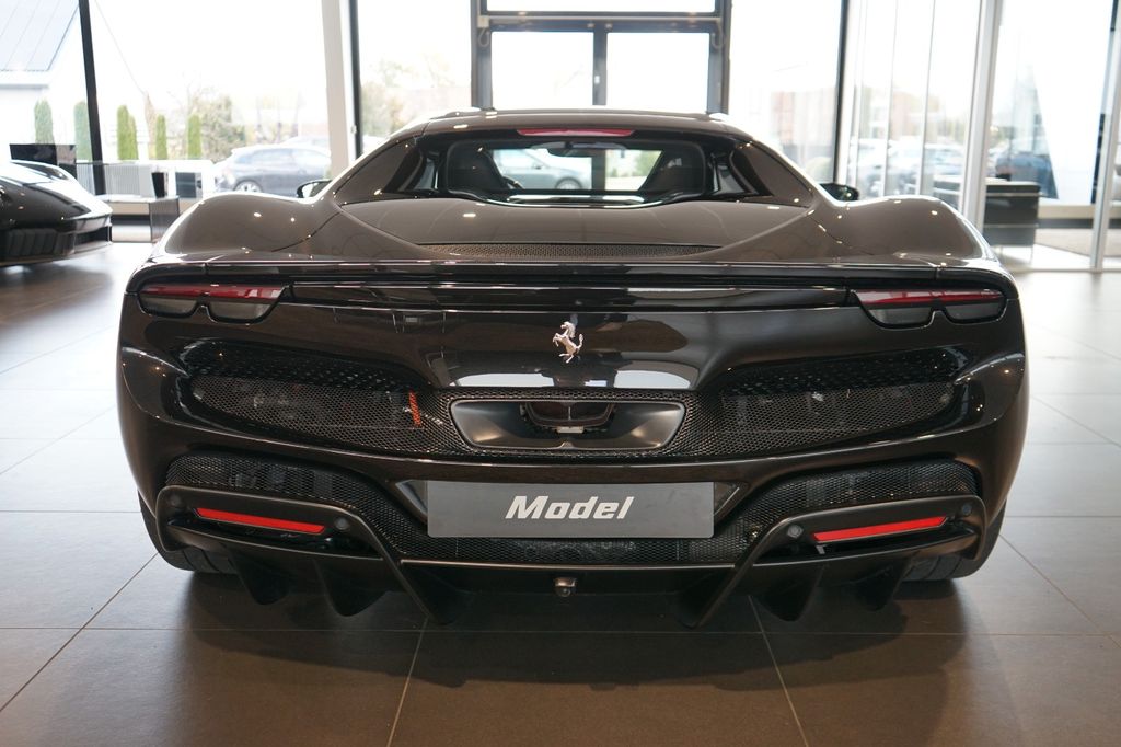 Ferrari 296 GTB 2023