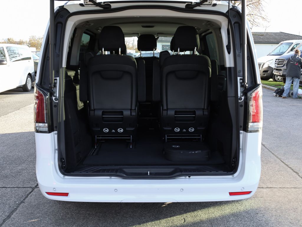 Mercedes-Benz EQV 2025