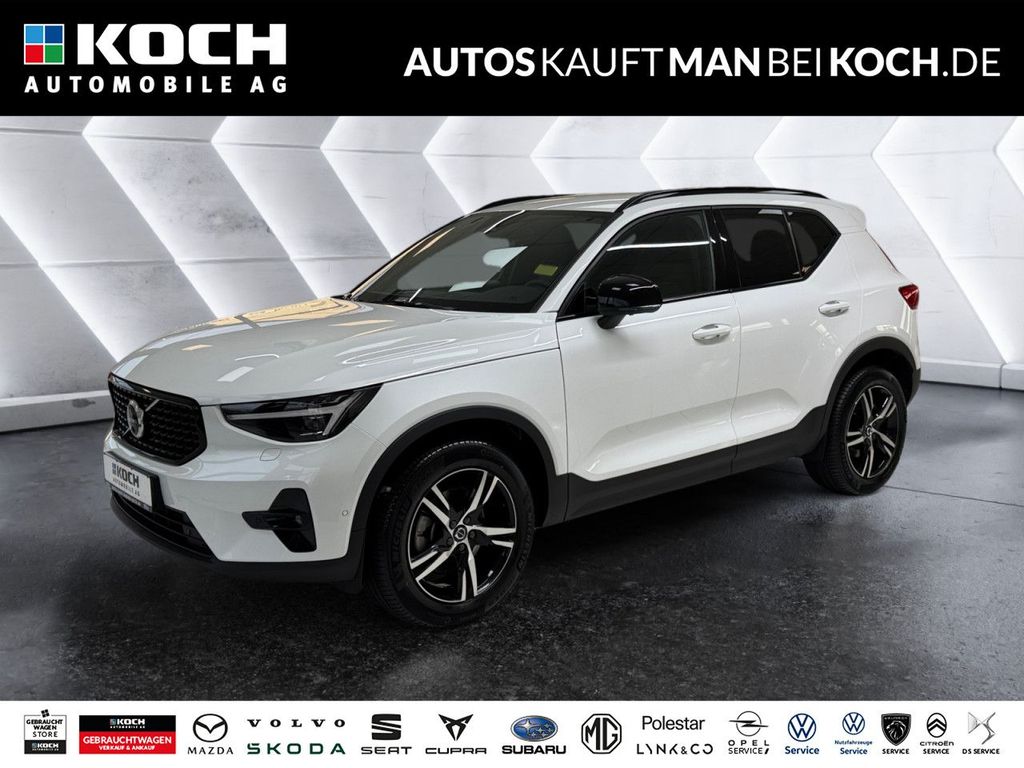 Volvo XC40 2025