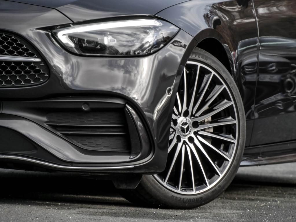 Mercedes-Benz C 300 2025