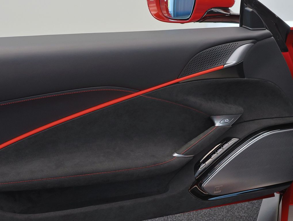 Ferrari Roma 2025