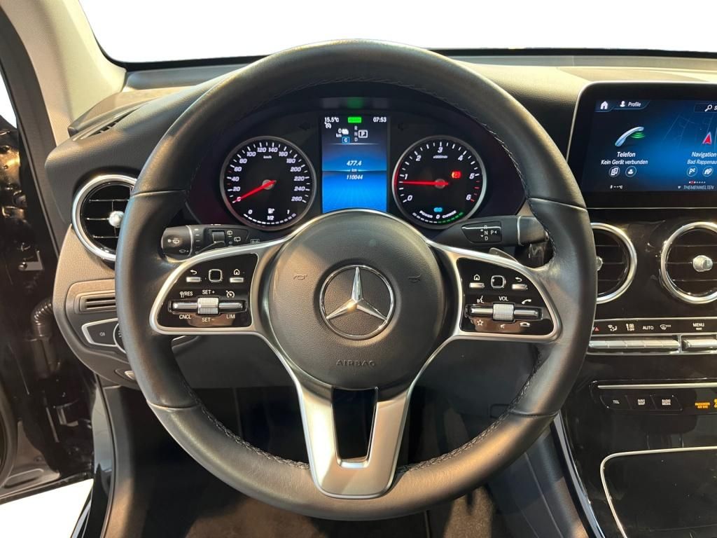 Mercedes-Benz GLC 300 2021