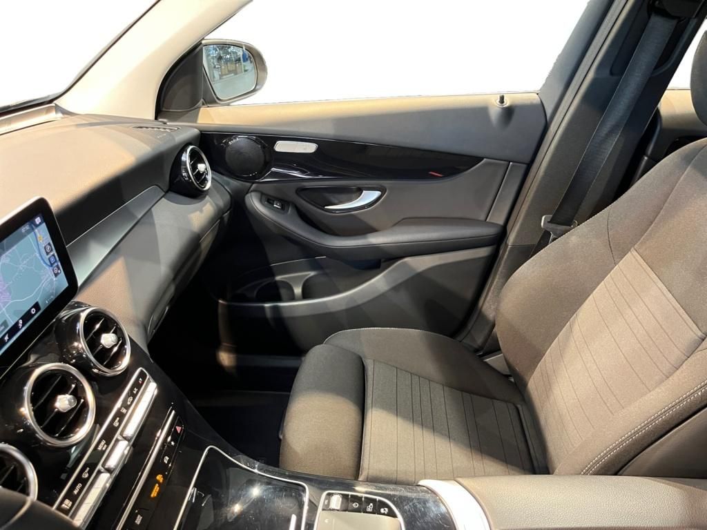 Mercedes-Benz GLC 300 2021