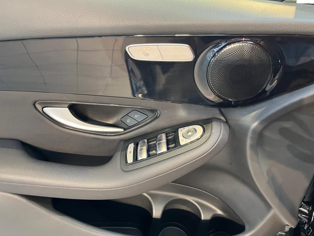 Mercedes-Benz GLC 300 2021