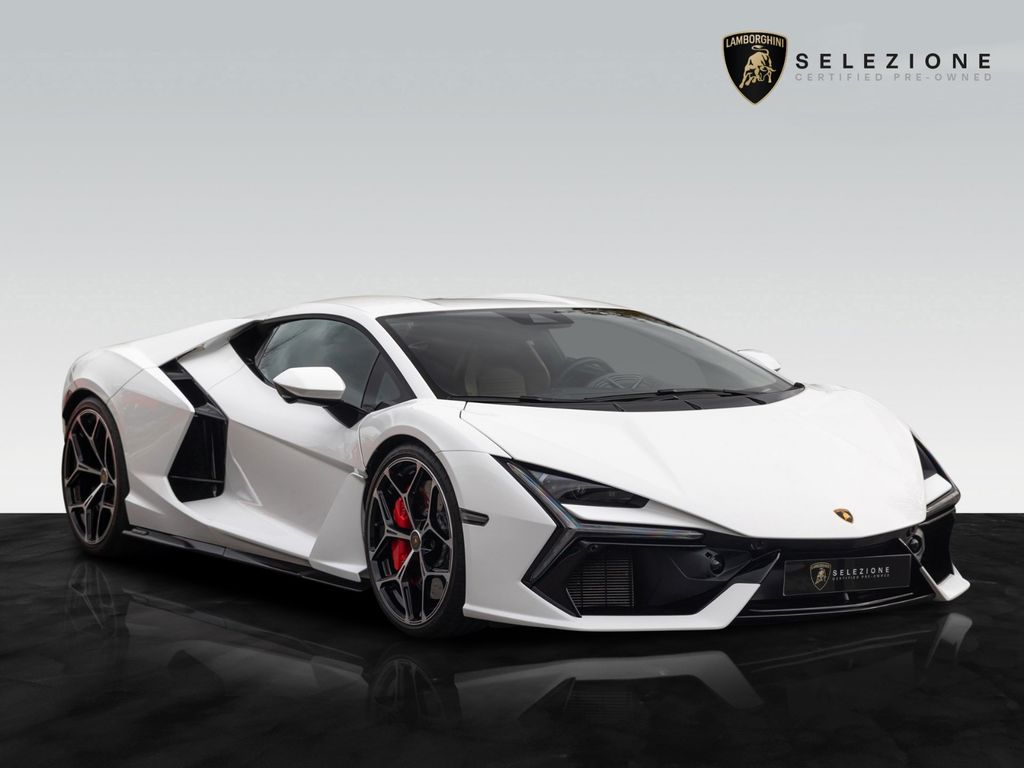 Lamborghini Revuelto 2024