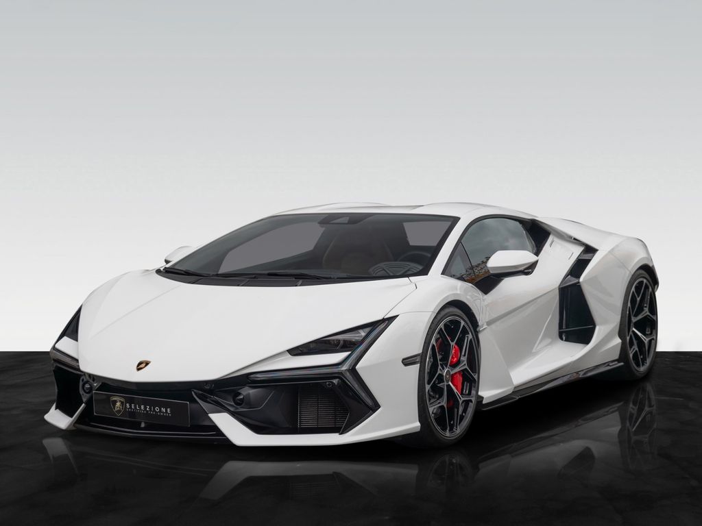 Lamborghini Revuelto 2024