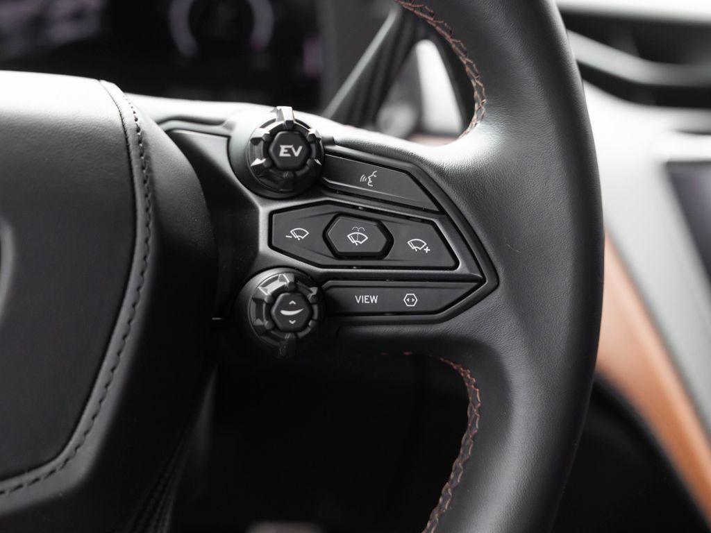 Lamborghini Revuelto 2024