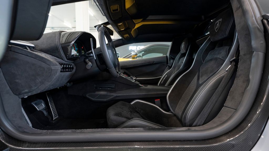 Lamborghini Aventador 2022