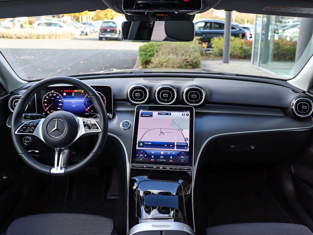 Mercedes-Benz C 200 2024