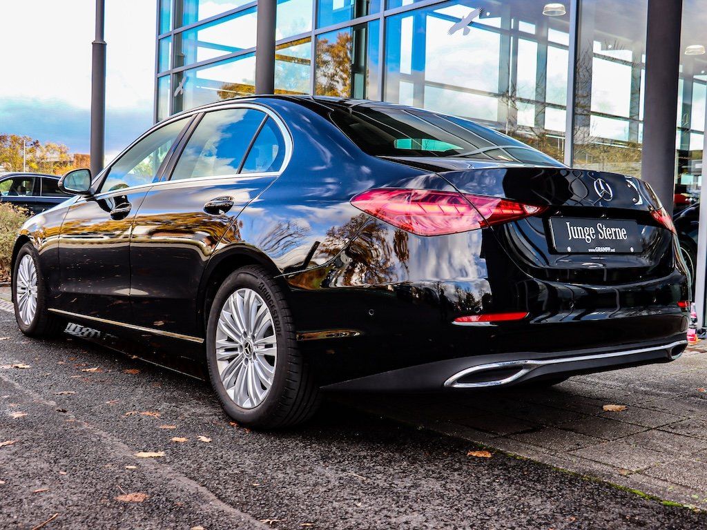 Mercedes-Benz C 200 2024