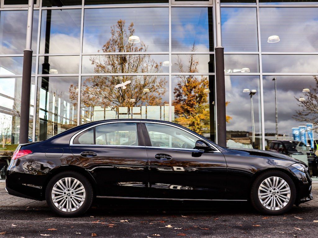 Mercedes-Benz C 200 2024