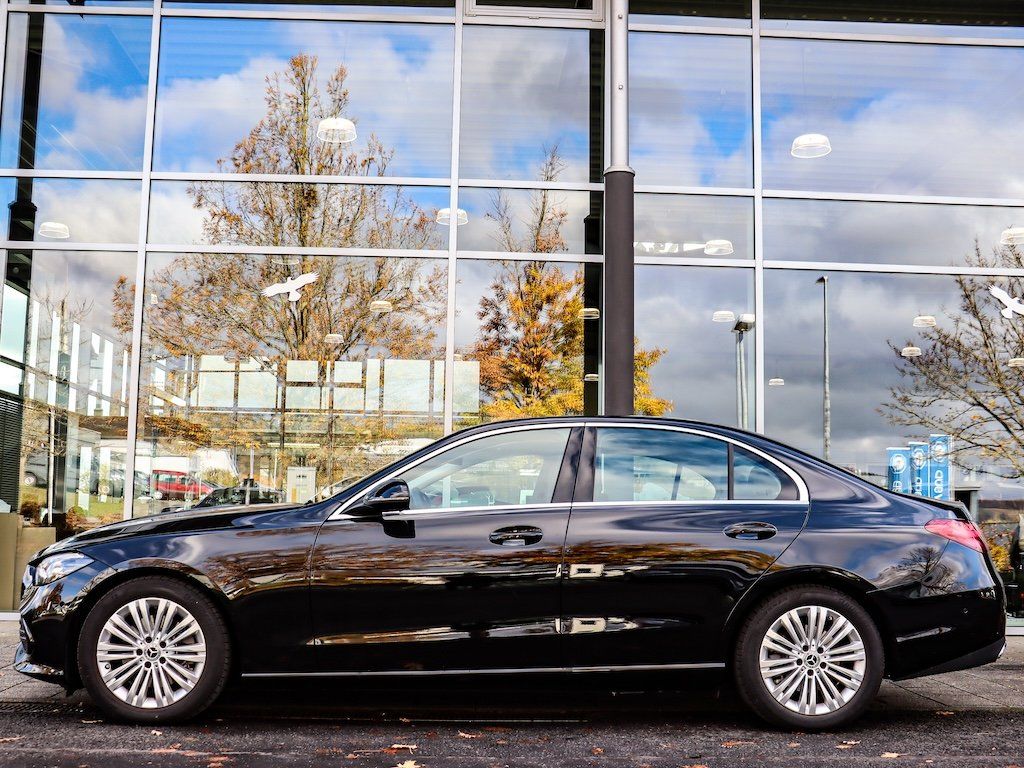 Mercedes-Benz C 200 2024