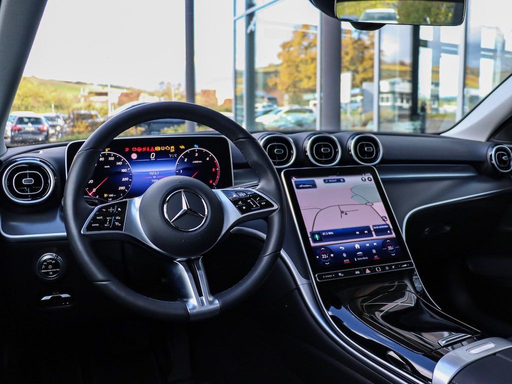 Mercedes-Benz C 200 2024