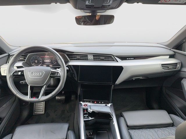 Audi e-tron 2022