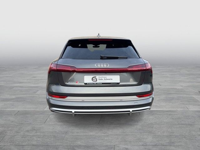 Audi e-tron 2022