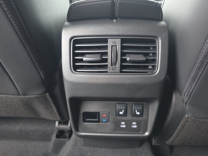 Nissan X-Trail 2025