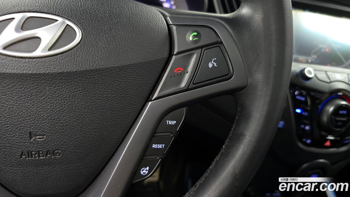 Hyundai Veloster 2014