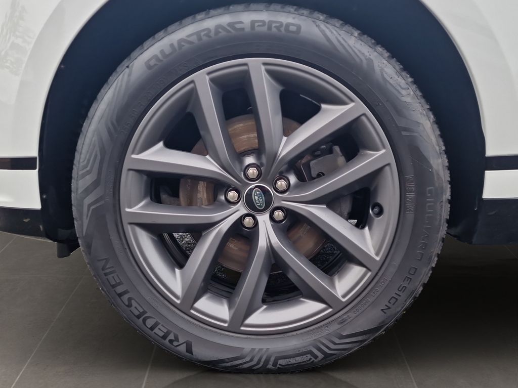 Land Rover Range Rover Velar 2024