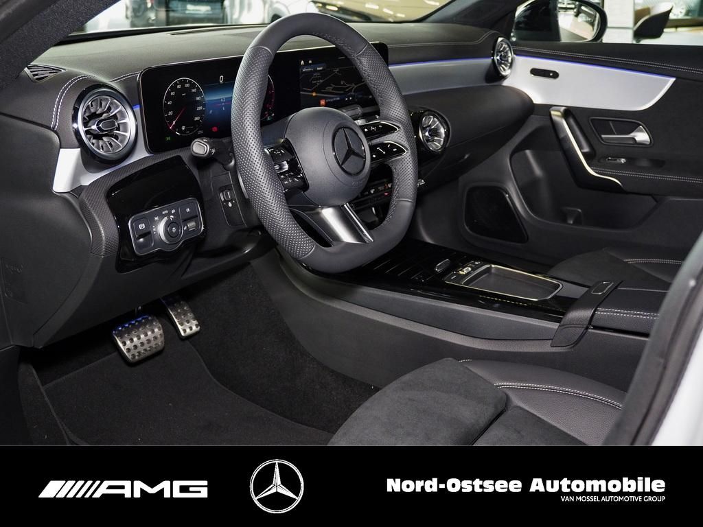 Mercedes-Benz CLA 220 2025