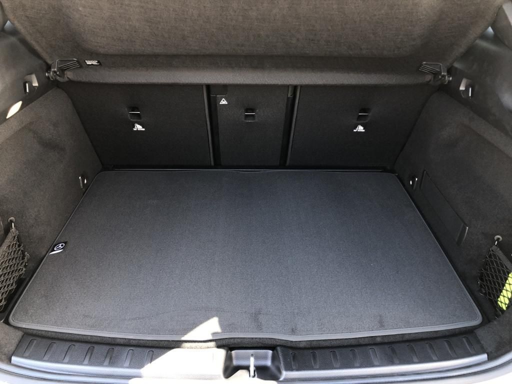 Mercedes-Benz GLA 220 2025