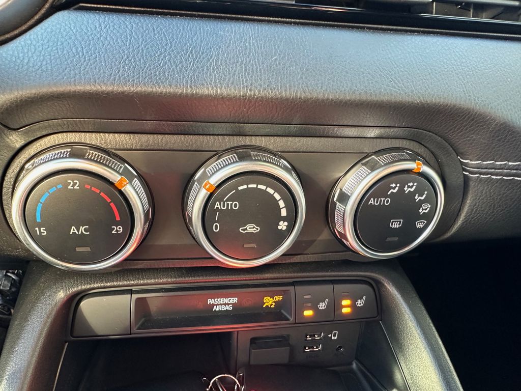 Mazda MX-5 2024