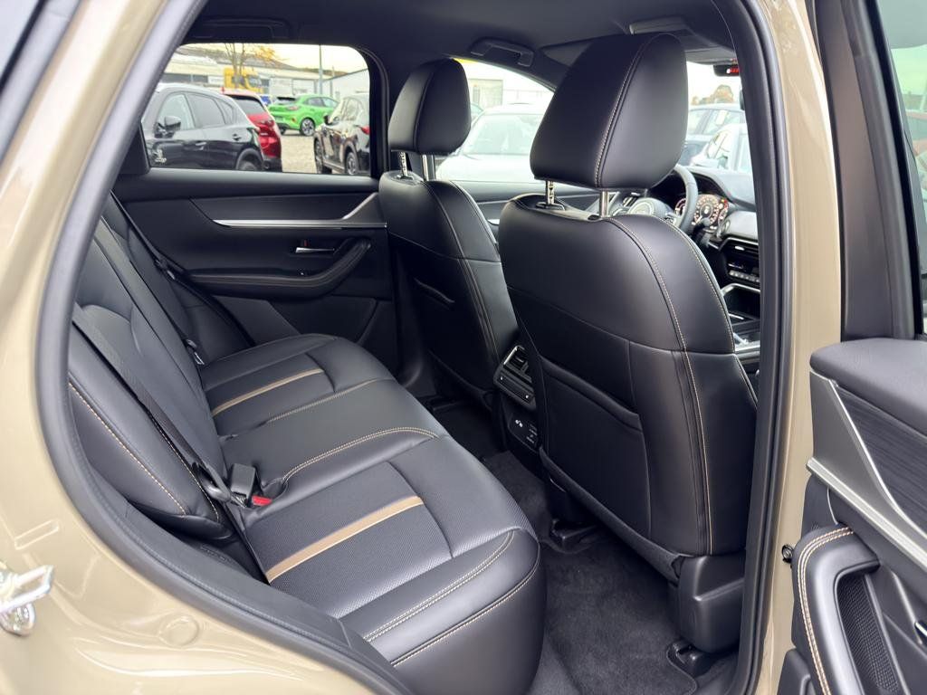 Mazda CX-60 2025