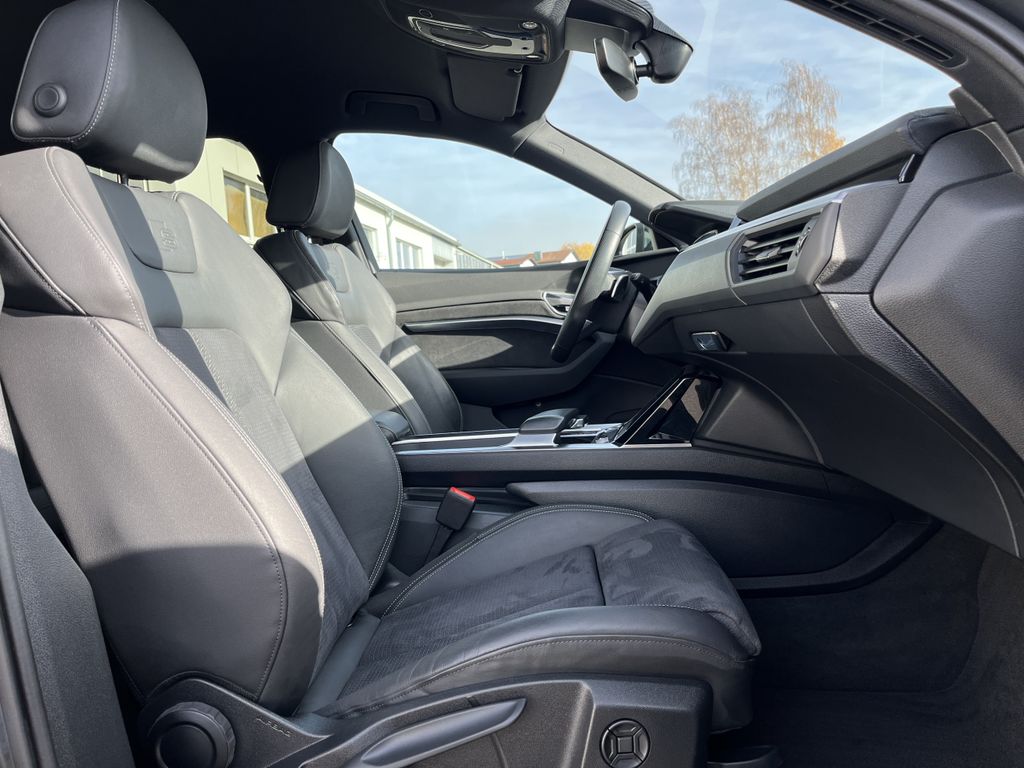 Audi e-tron 2022