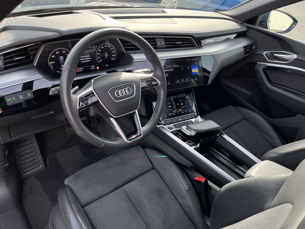 Audi e-tron 2022
