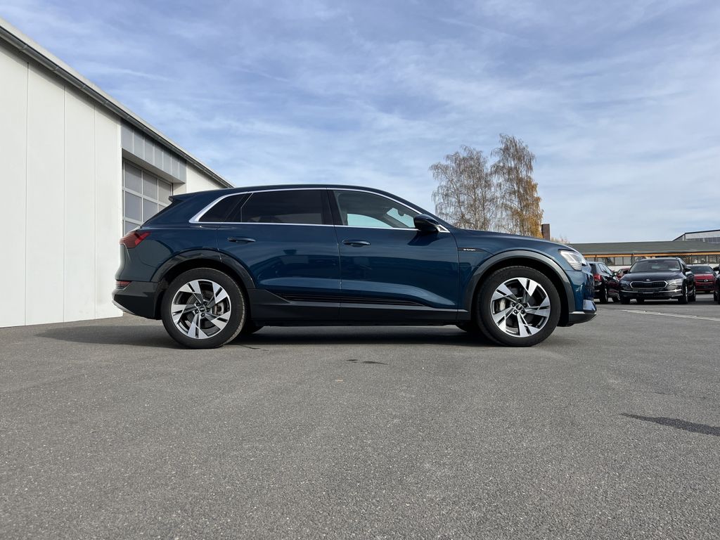 Audi e-tron 2022