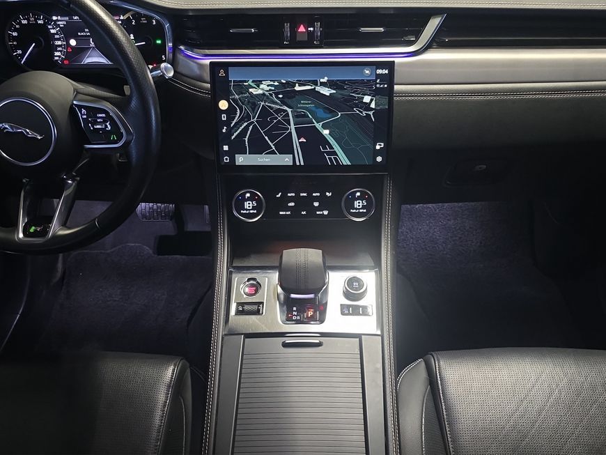 Jaguar F-Pace 2022