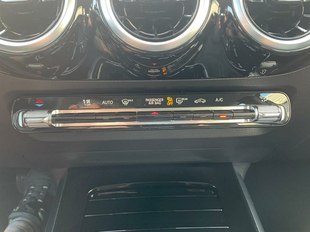 Mercedes-Benz B 180 2024