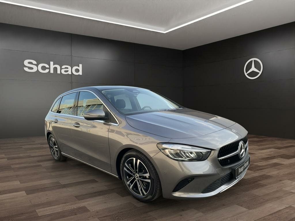 Mercedes-Benz B 180 2024