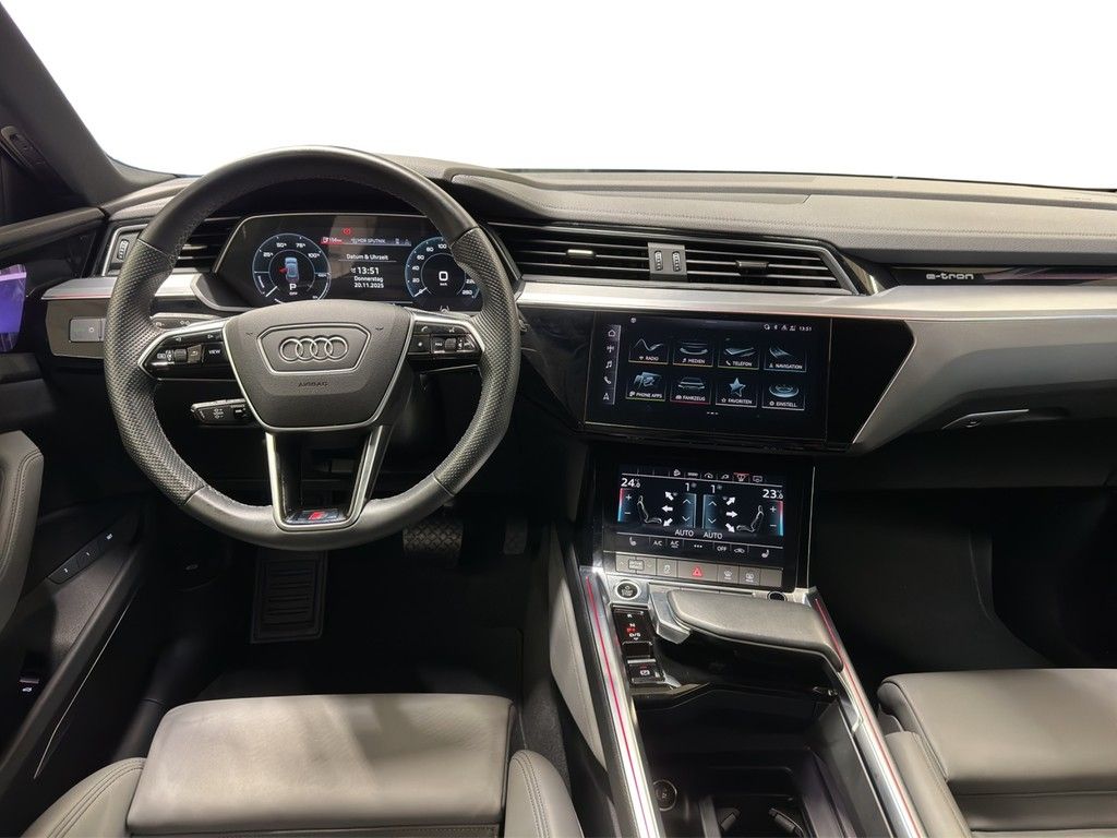 Audi e-tron 2022