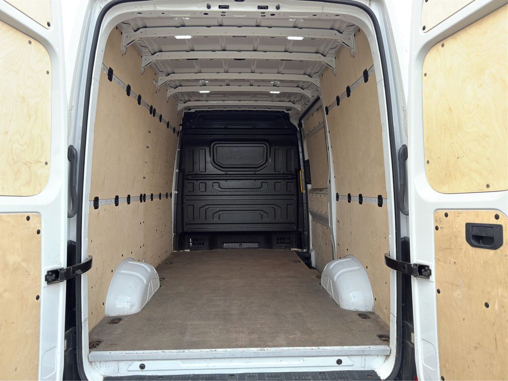 Volkswagen Crafter 2021