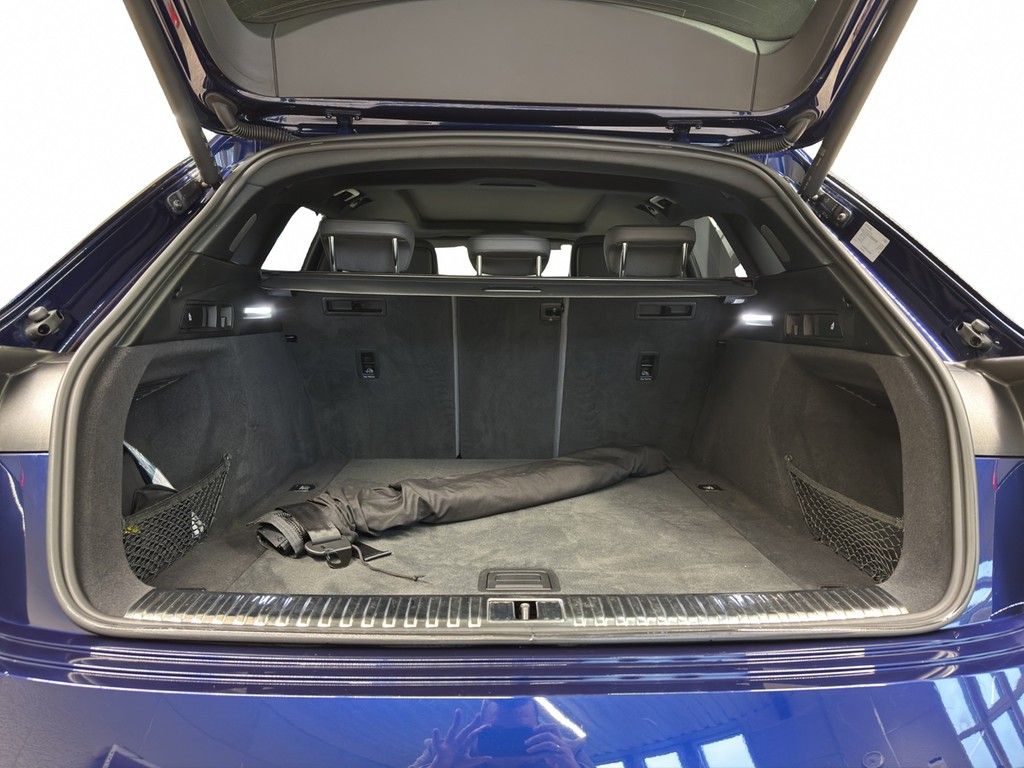 Audi e-tron 2022