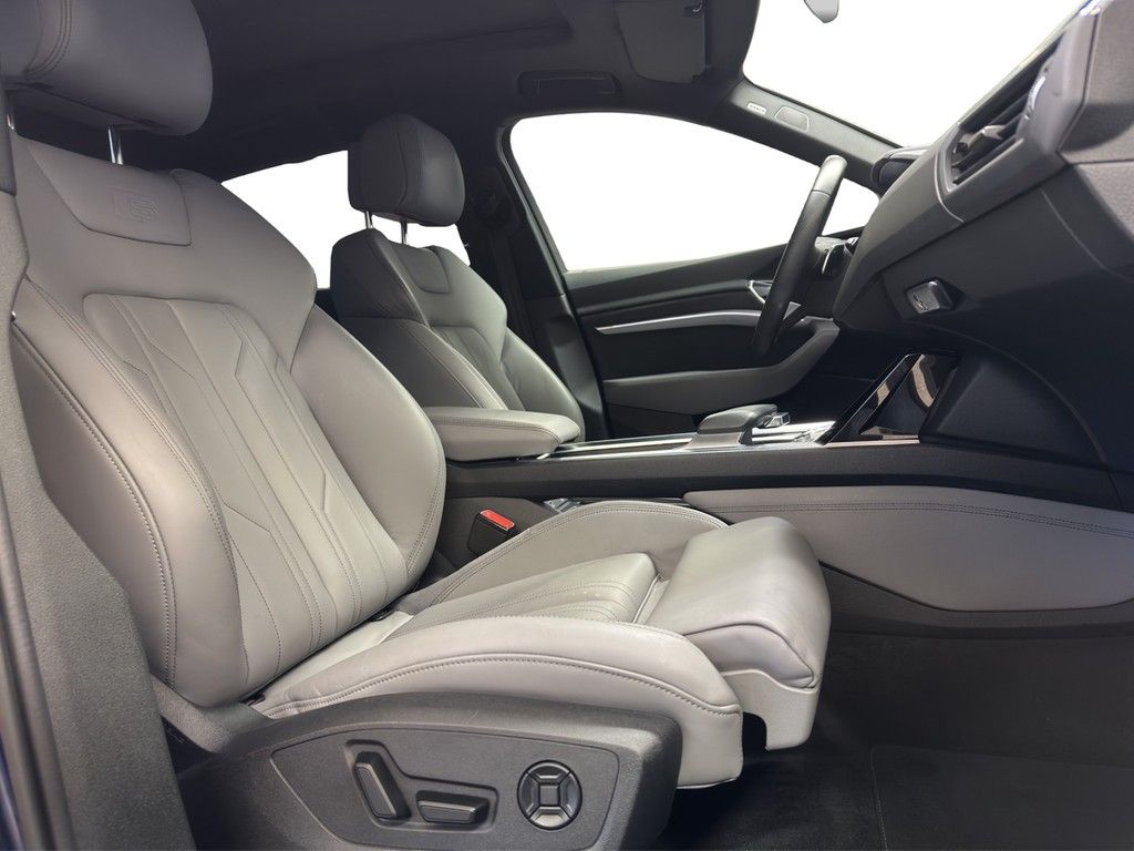 Audi e-tron 2022