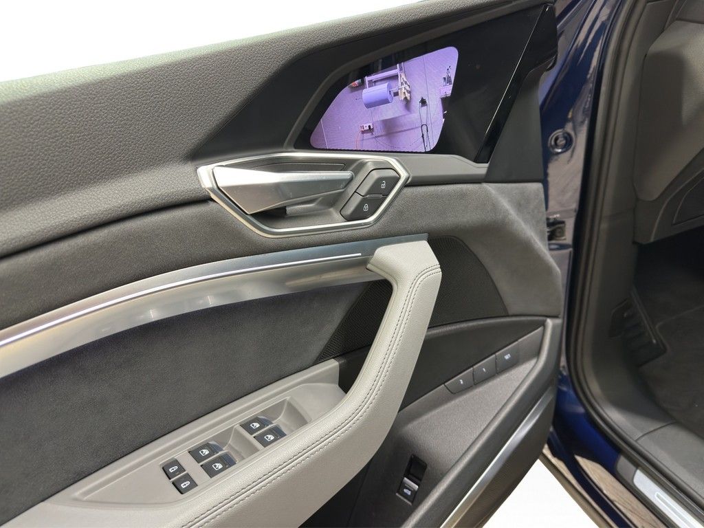 Audi e-tron 2022