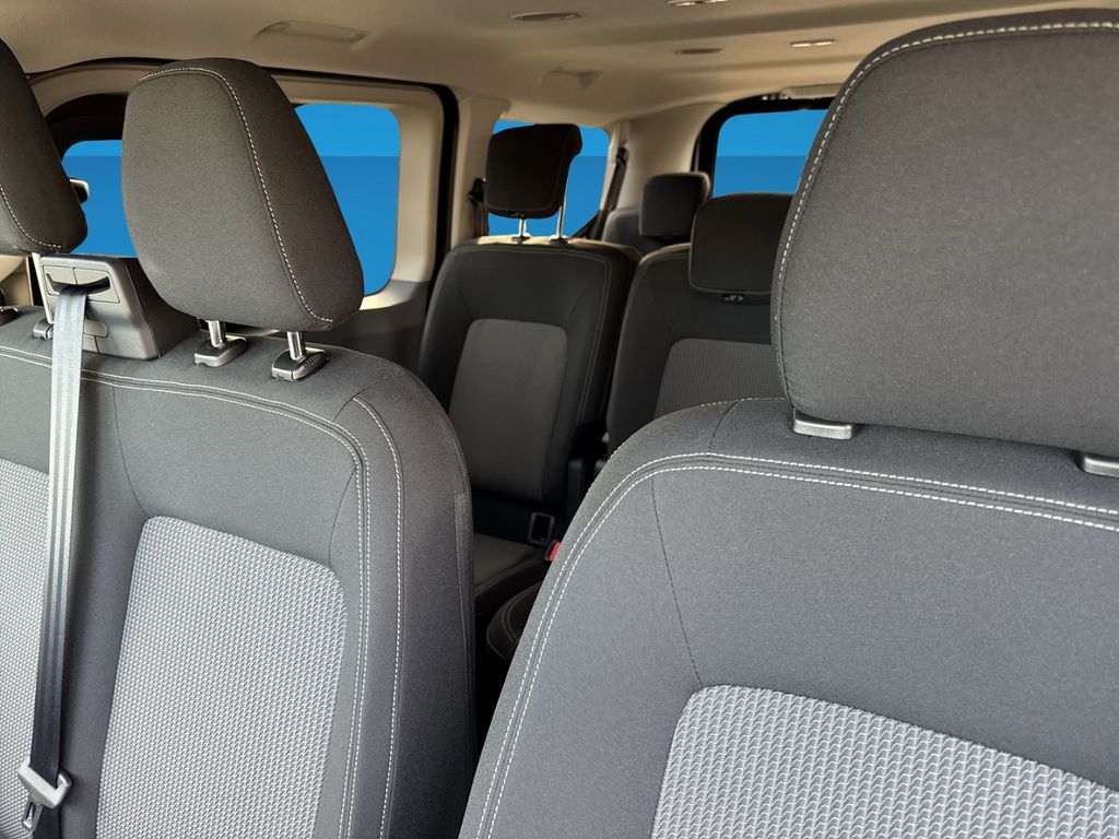 Volkswagen T7 Kombi 2025
