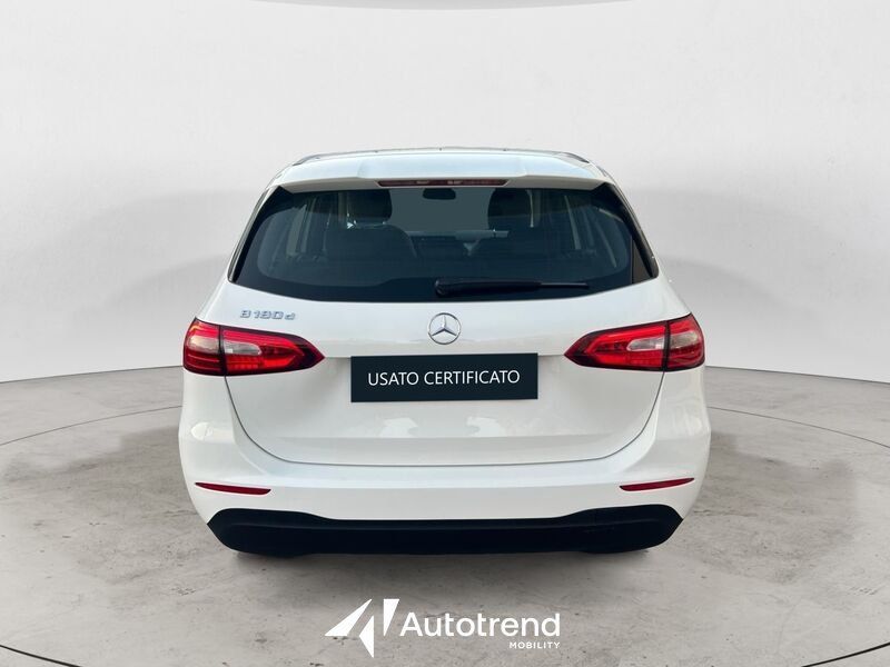 Mercedes-Benz B 180 2021